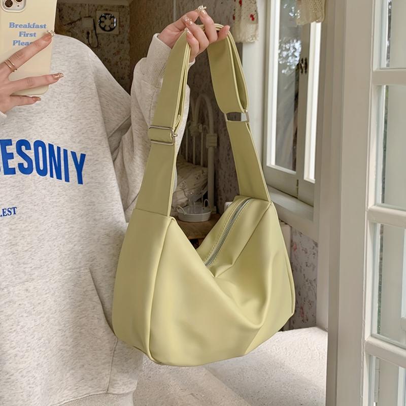 Women's Minimalist Shoulder Bag Zipper Underarm Bag