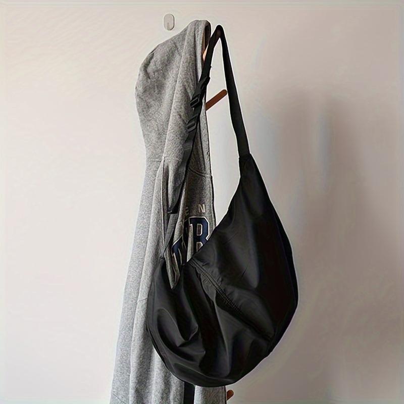 Large Capacity Sling Bag For Men Solid Crossbody Bag Hanging Out & Commute