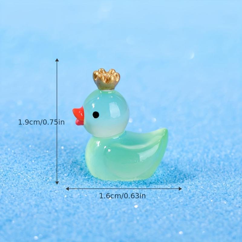10pcs Mixed Luminous Crown Small Yellow Duck Ornaments Aquarium Micro Landscape