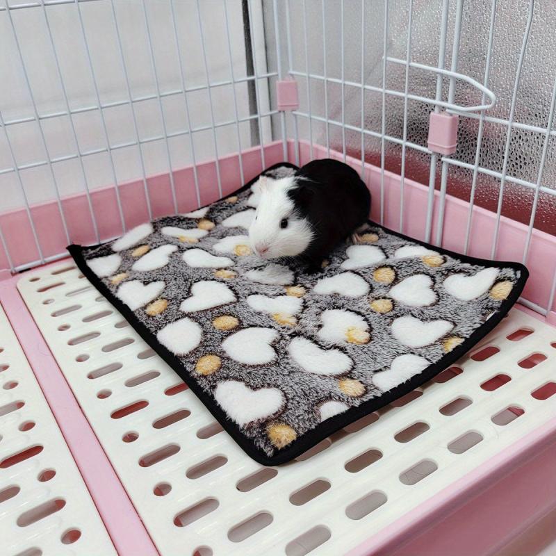 Reversible Heart Pet Mat for Small Animals