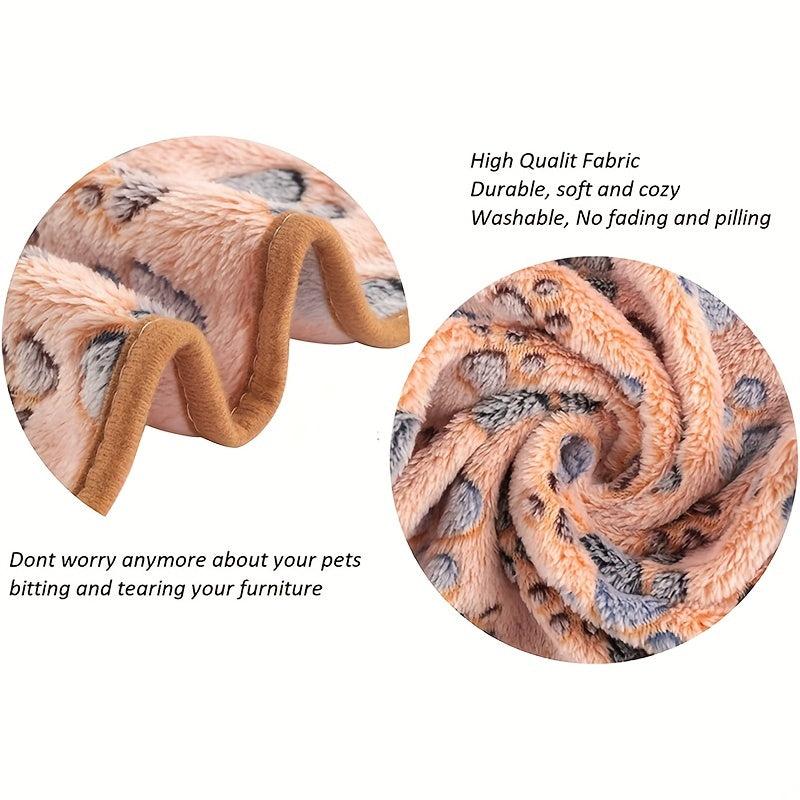 Soft Paw Print Blanket for Small Animals - Ideal for Hamsters & Guinea Pigs
