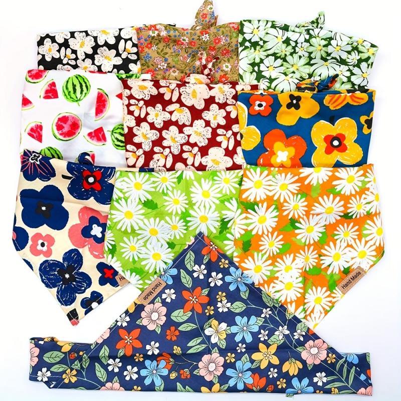 Flower Pet Triangle Towel for Dogs and Cats