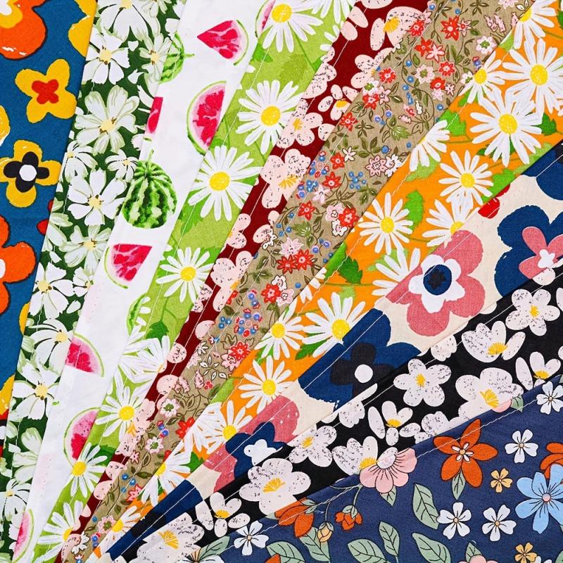 Flower Pet Triangle Towel for Dogs and Cats