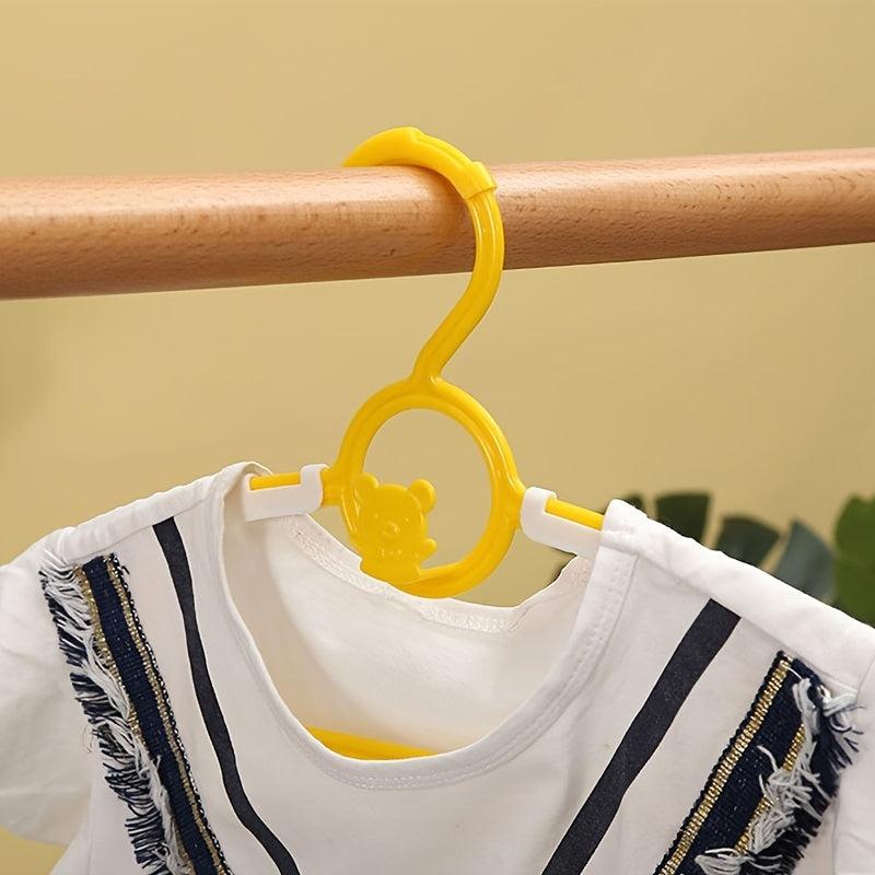 Anti Slip Pet Hangers 5 Pack - Keep Your Pet's Clothes Organized