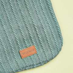 Warm Knitted Pet Clothes for Dog & Cat - Winter Pet Apparel