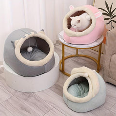 Cozy Cat Villa House with Detachable Cushion and Enclosed Tent