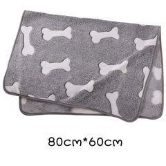 Soft and Warm Pet Blanket for Dogs and Cats - Cozy Indoor Blanket
