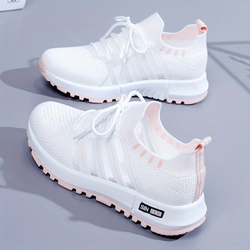 Women's Breathable Mesh Sneakers Lace Up Outdoor Shoes
