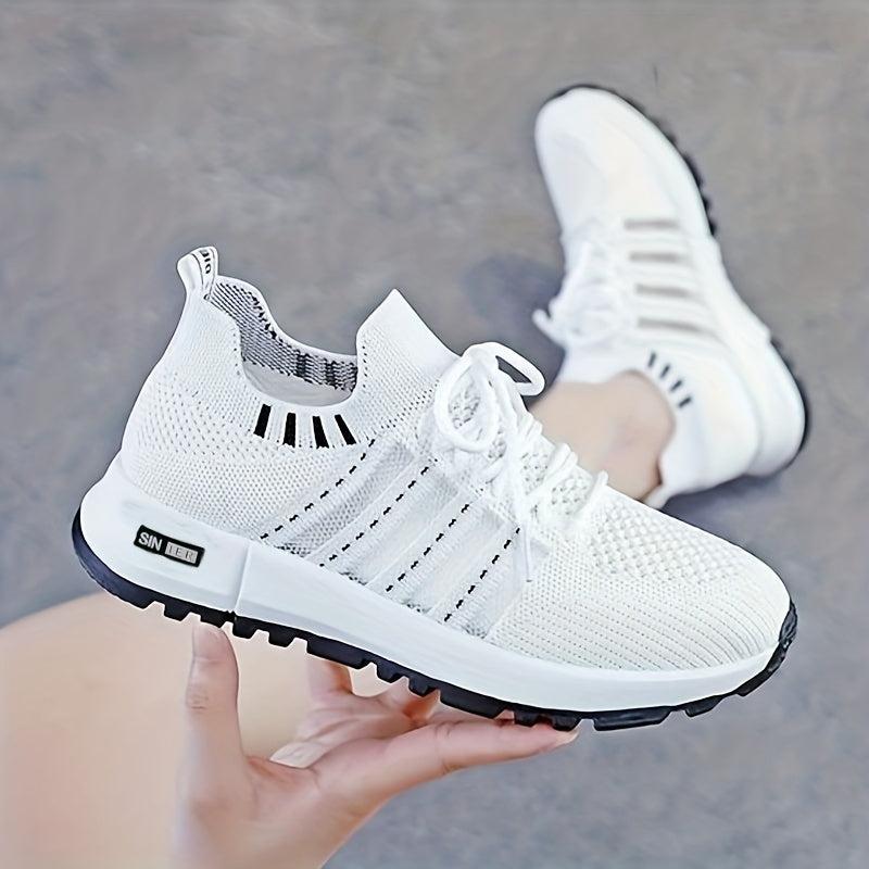 Women's Breathable Mesh Sneakers Lace Up Outdoor Shoes