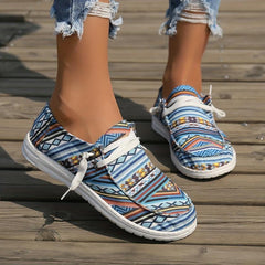 Women's Tribal Style Flat Canvas Shoes Geometric Pattern Lace Up Low Top Shoes