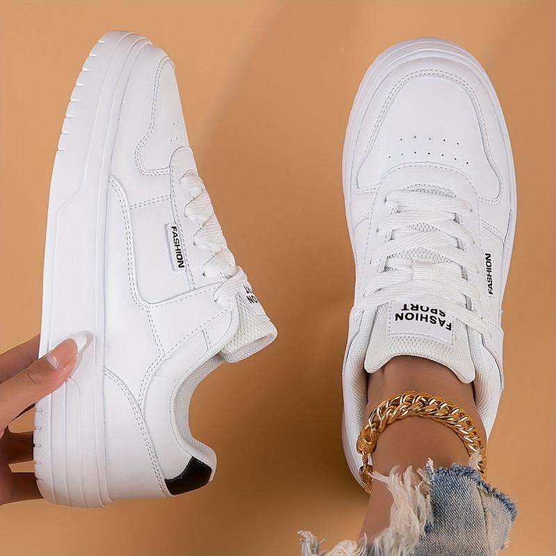 Women's Breathable Skate Shoes Low Top Lace Up Casual Walking Shoes