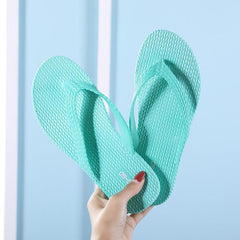 Women's Solid Flip Flops Lightweight Slip On Shoes