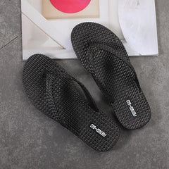 Women's Solid Flip Flops Lightweight Slip On Shoes