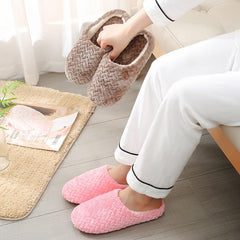 Women's Warm Plush Indoor Slippers - Cozy Closed Toe Non Slip Shoes