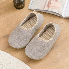 Women's Fuzzy Curly Fur Slippers Soft Sole Comfortable House Slippers