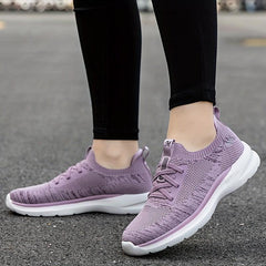 Women's Breathable Mesh Sneakers Lace up Sporty Non slip Outdoor Running Shoes