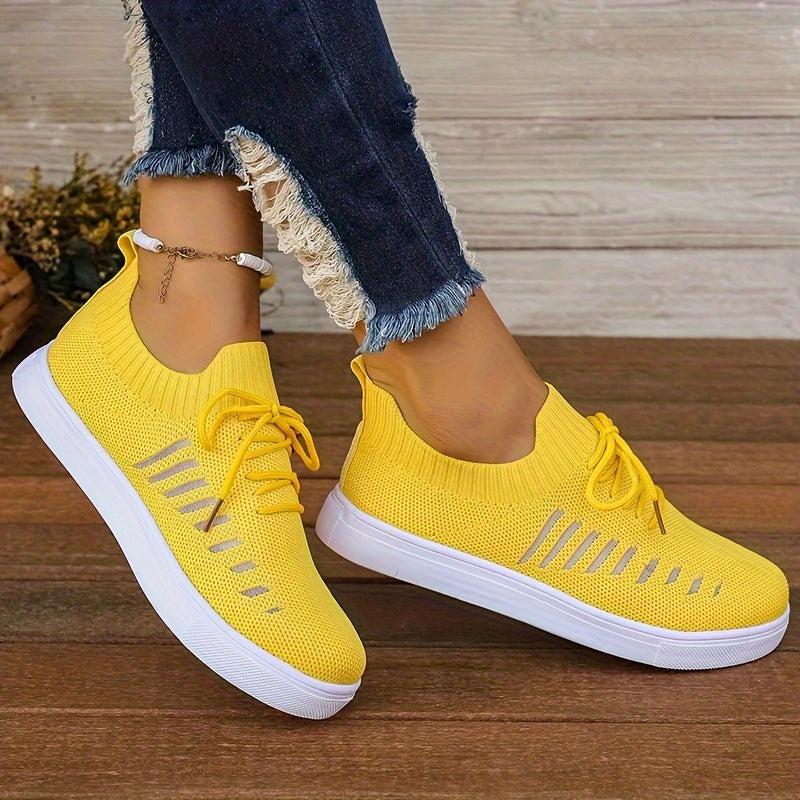 Women's Lace-Up Running Shoes Breathable Mesh Lightweight Sneakers