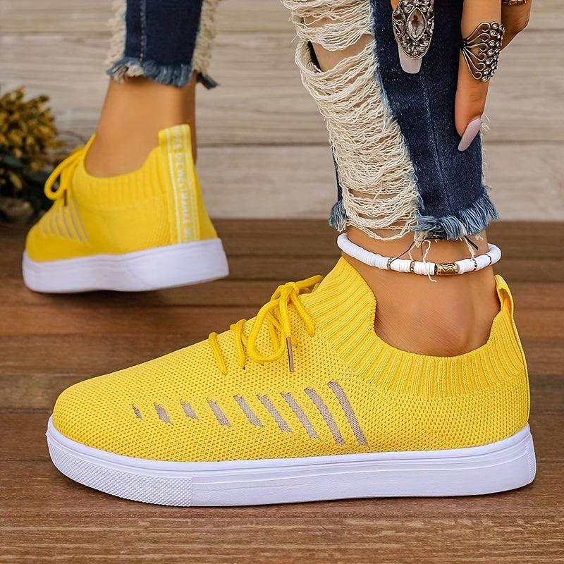 Women's Lace-Up Running Shoes Breathable Mesh Lightweight Sneakers