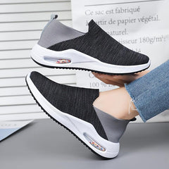 Soft Breathable Woven Shoes Non Slip Lightweight Slip On Sneakers