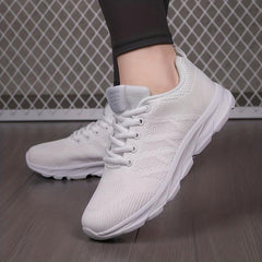 Soft Thick Sole Mesh Breathable Woven Shoes Non Slip Running Shoes