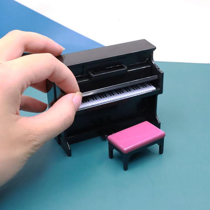Dollhouse Mini Piano - Musical Charm for Dollhouse Decor