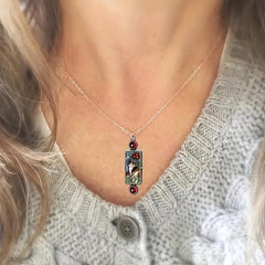 Retro Kitten Pendant Necklace Cat Pattern Pendant With Red Faux Gemstone