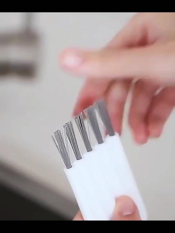 Computer Cleaning Kit Soft Brush Keyboard Cleaner with Duster & Keycap Puller