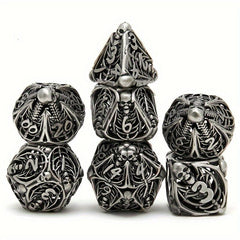 7pcs Hollow Skull Metal Polyhedral Dice Set Halloween Christmas Gift