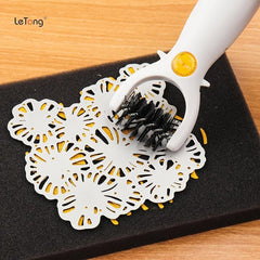 3-in-1 Die Brush Tool - Remove Excess Paper From Dies Easily