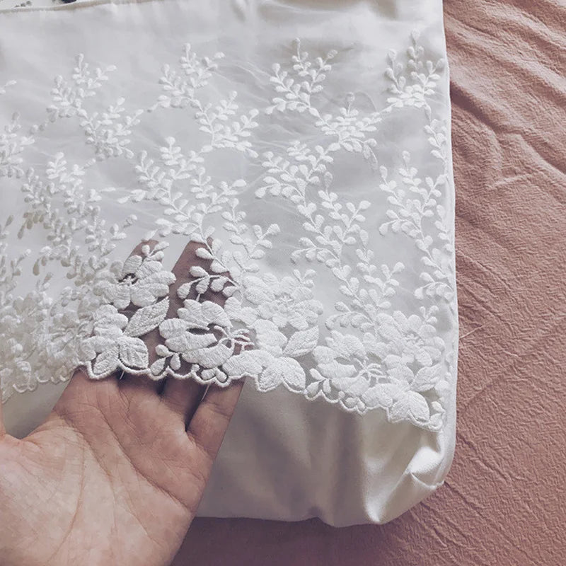 Lace Canvas Shoulder Bag Embroidery Flower Tote Beach Bag