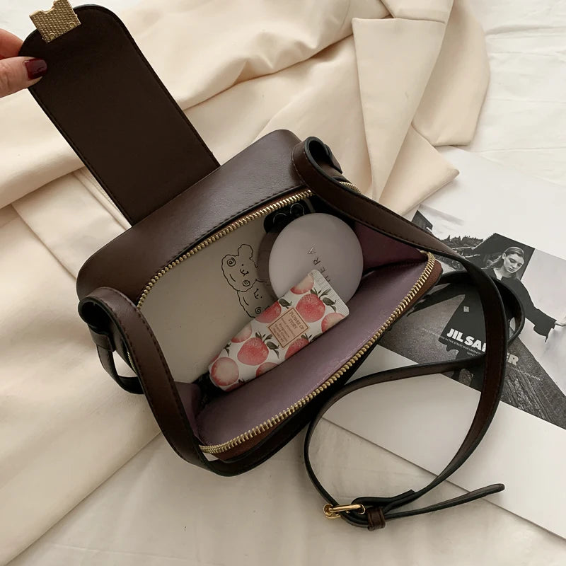 Retro Leather Crossbody Bag for Women Zipper Pouch Vintage Small Shoulder Bag