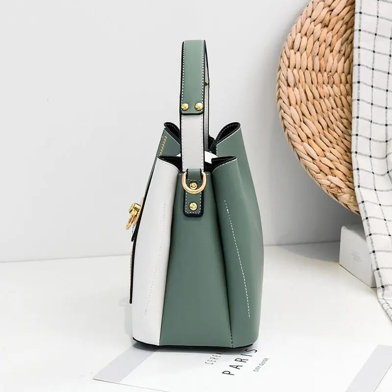 Women's Leather Crossbody Bucket Bag