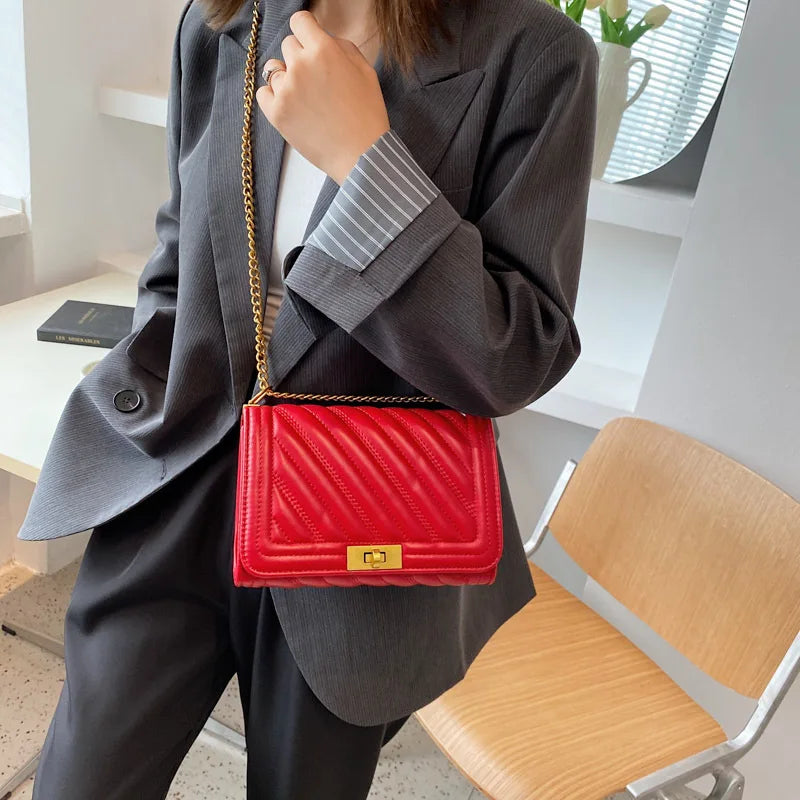 Women's Chain Crossbody Bag Retro Diamond Lattice Flap Handbag