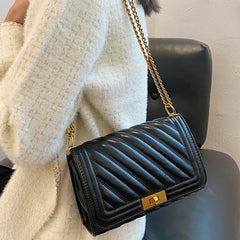 Women's Chain Crossbody Bag Retro Diamond Lattice Flap Handbag