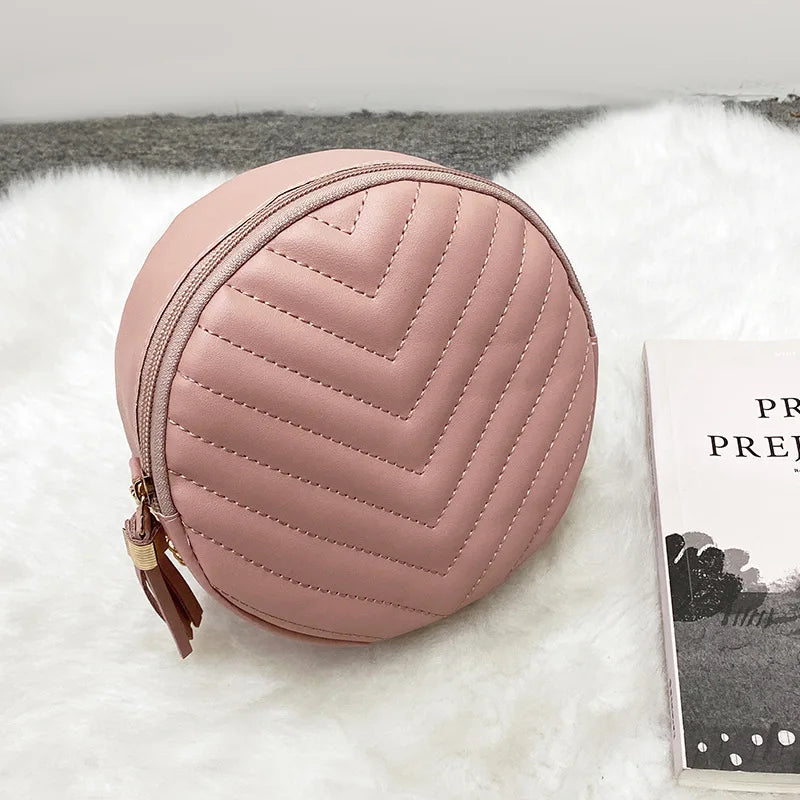 Women's Round Saddle Crossbody Bag Solid Thread Leather Handbag