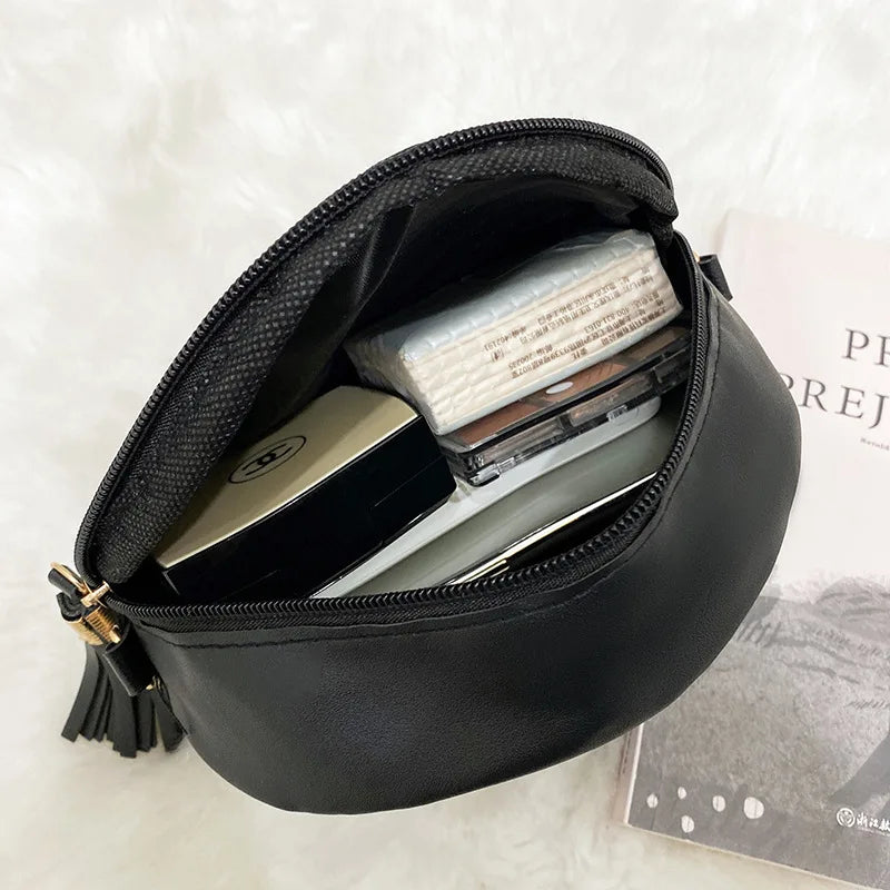 Women's Round Saddle Crossbody Bag Solid Thread Leather Handbag