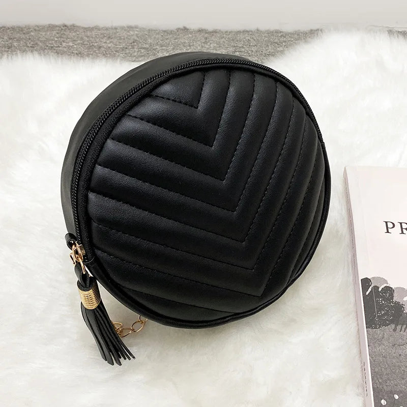 Women's Round Saddle Crossbody Bag Solid Thread Leather Handbag