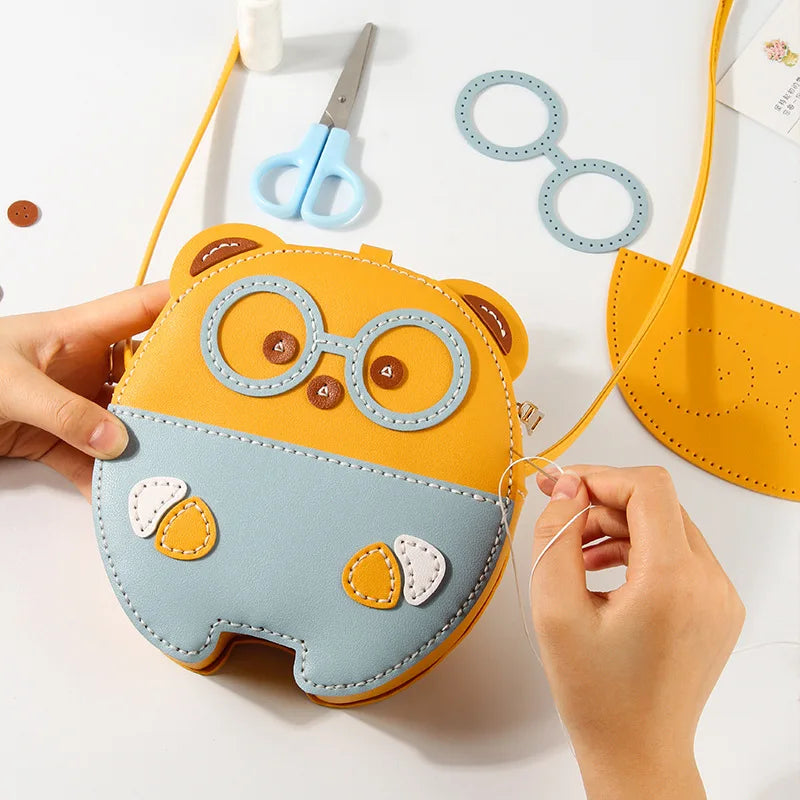 Carton Bag Glass Bear Shoulder Strap Handbag