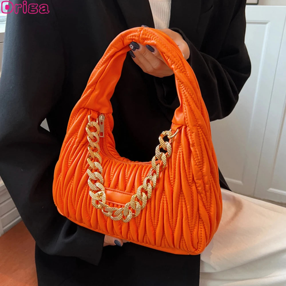 Summer Women's Shoulder Bag with Thick Chain Design