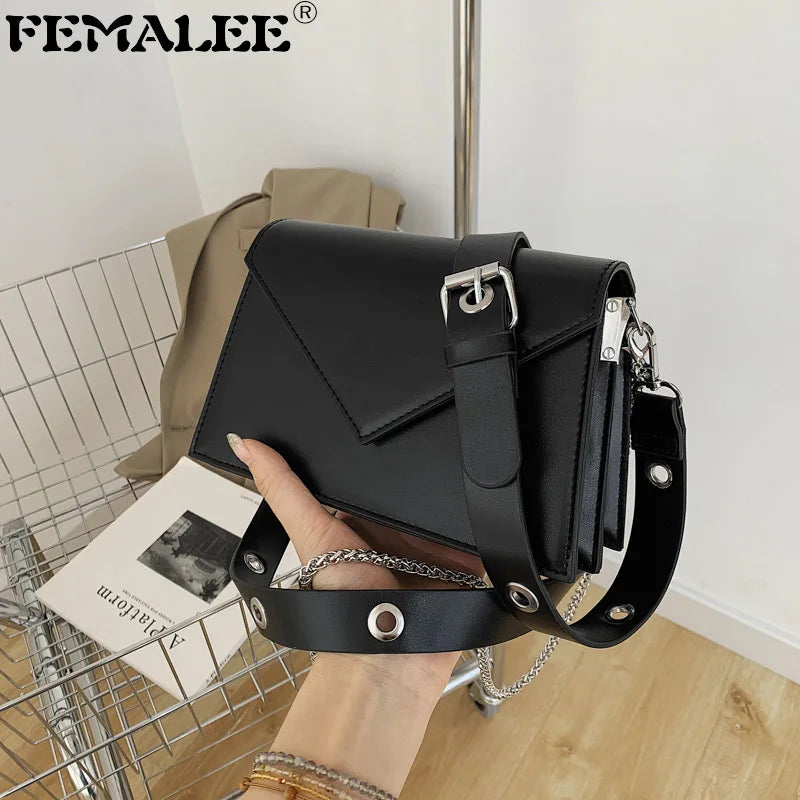 Famous Shoulder Messenger Bags Triangle Cover Women Purse and Handbags