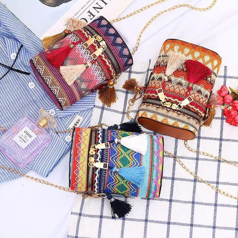 Ethnic Style Shoulder Crossbody Bag Women Tassel Hand-Woven Bucket Purse