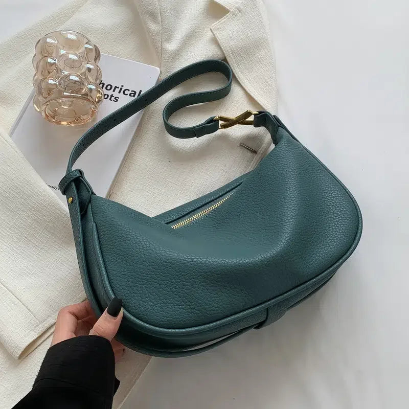 Leisure Armpit Messenger Women's Bag Solid Shoulder Travel Bag