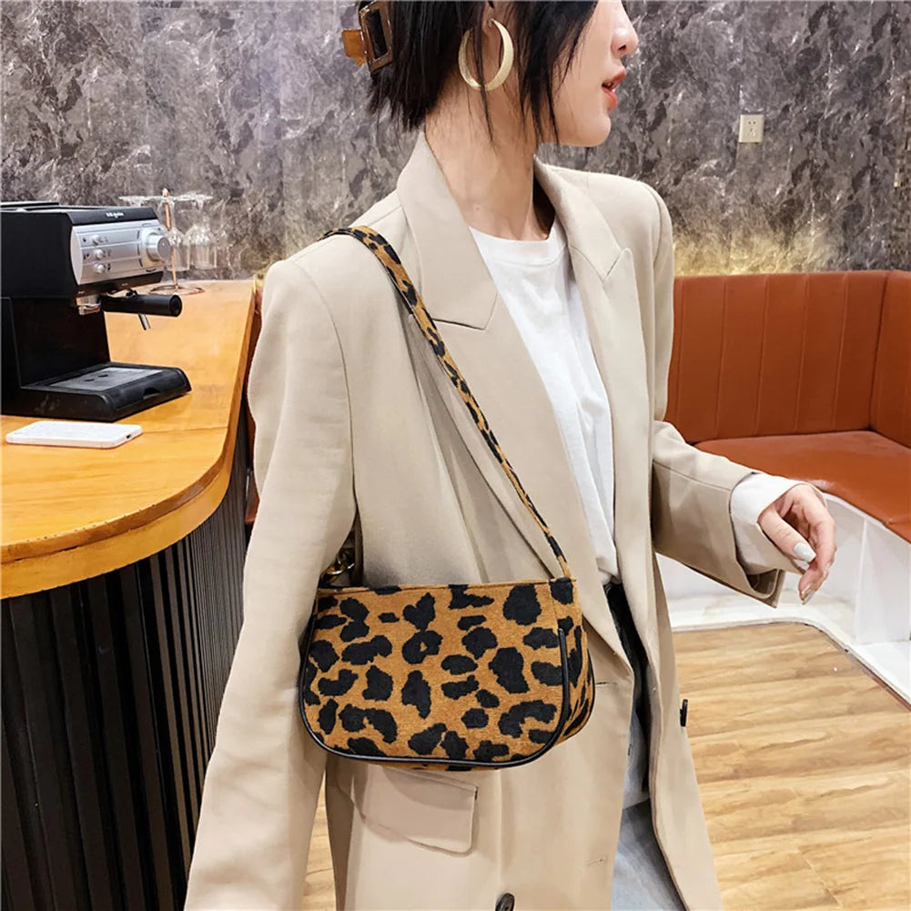 Leopard Pattern Chain Crossbody Bag Vintage Female Purse