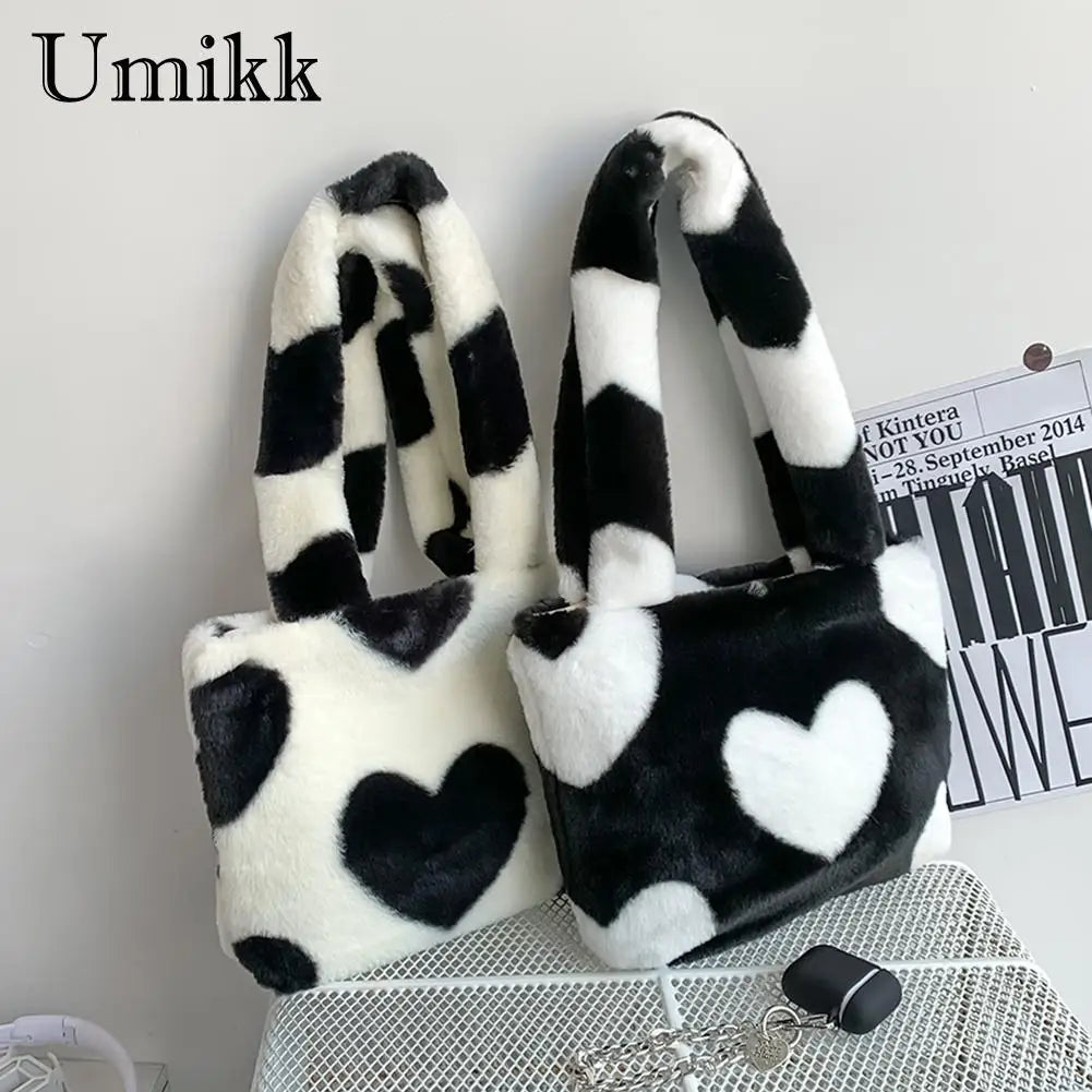 Plush Love Heart Shoulder Bag for Women Casual Daily Use