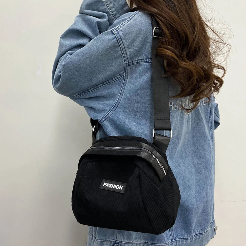 Small Nylon Shoulder Bag for Vacation Camping