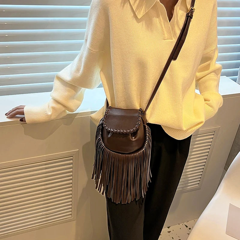 Leather Saddle Crossbody Shoulder Bag Small Messenger Bag Women Packs