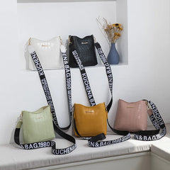 Crocodile Pu Leather Messenger Bag for Women