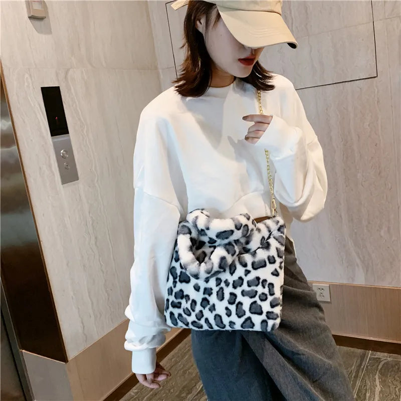 Female Winter Fluffy Warm Leopard Plush Tote Handbag