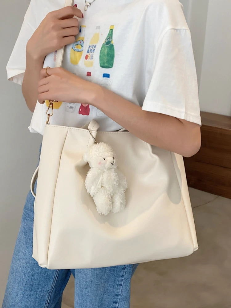 Foufurieux Women Bear Decoration Shoulder Bag Leather Big Capacity Shopper Bag