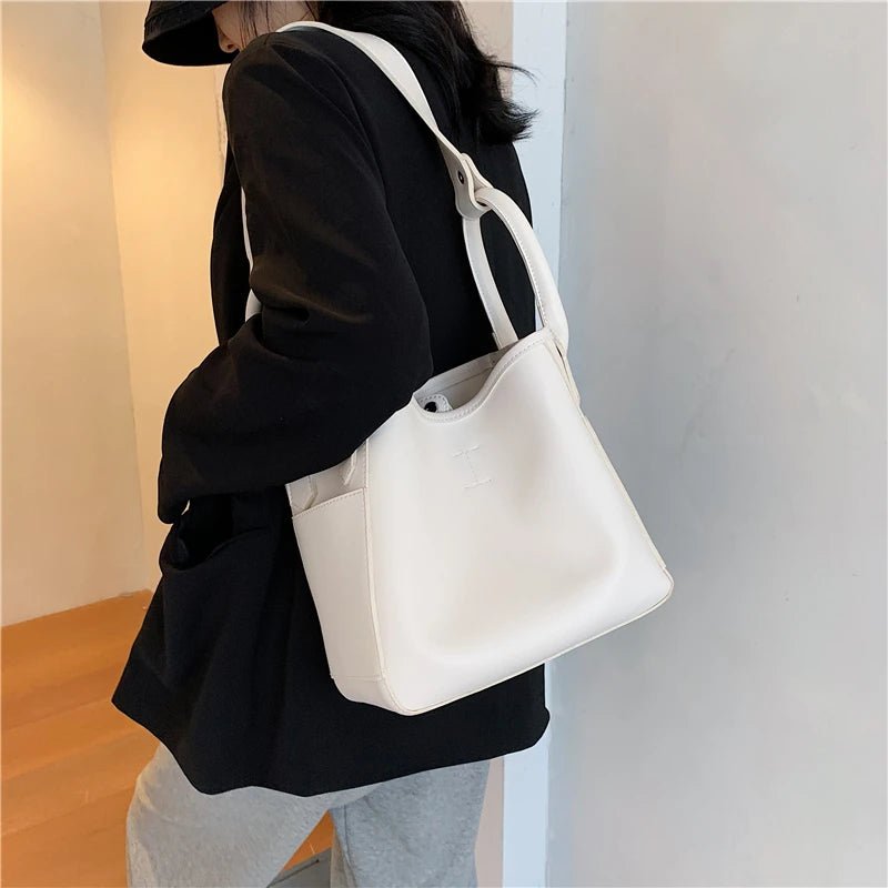 Vintage Leather Shoulder Bag for Women Crossbody Tote